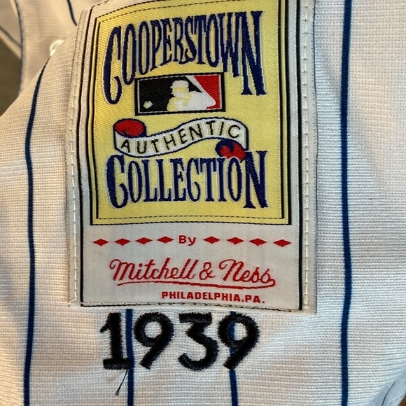 Joe Dimaggio, Cooperstown Collection 1939 New York Yankees Jersey NWT - Picture 10 of 15